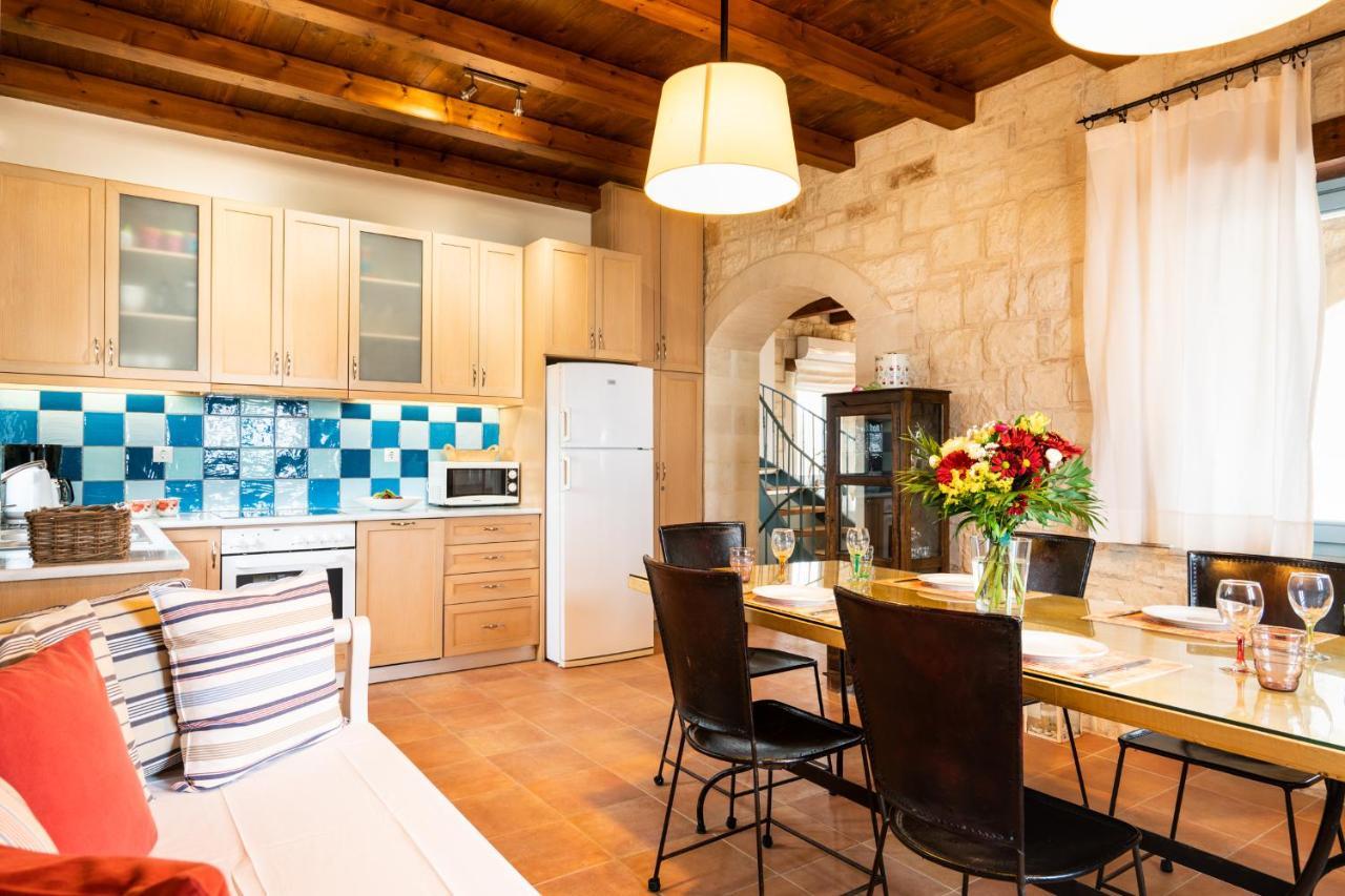 Beachfront Villa Turquoise With Private Pool, Bbq And Ping Pong Table Chania  Exteriér fotografie