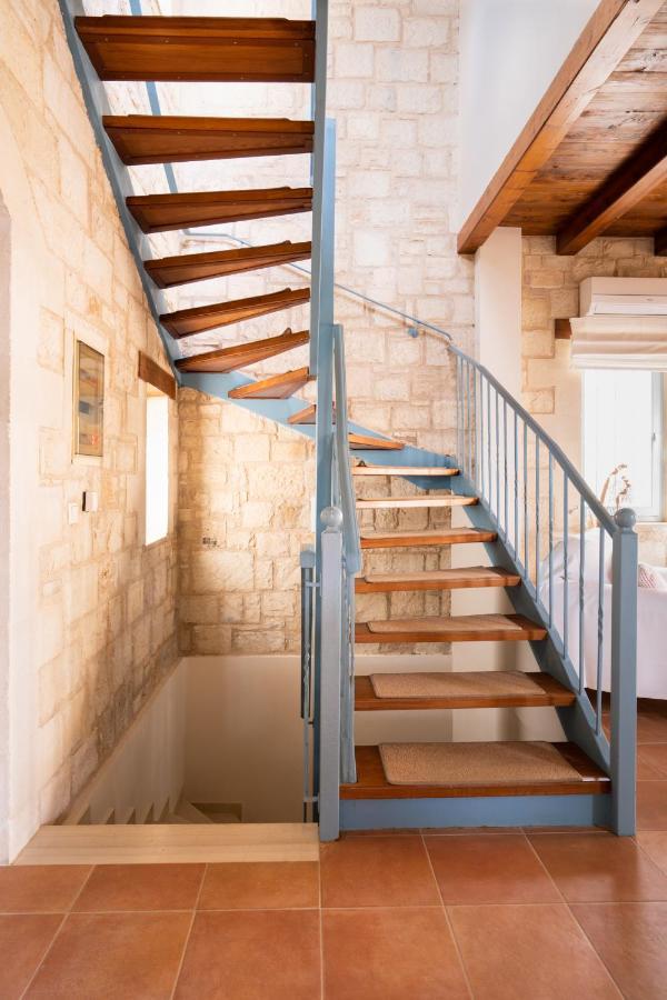 Beachfront Villa Turquoise With Private Pool, Bbq And Ping Pong Table Chania  Exteriér fotografie