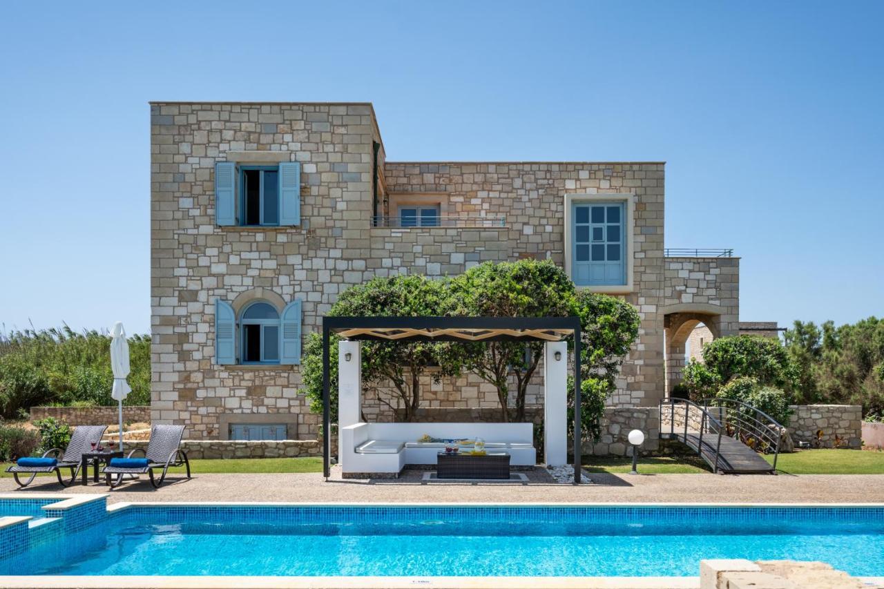 Beachfront Villa Turquoise With Private Pool, Bbq And Ping Pong Table Chania  Exteriér fotografie